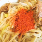 ラーメン二郎 - 一味投下～♪