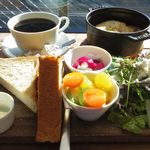 ブレッド&タパス 沢村 - チーズオムレツセット