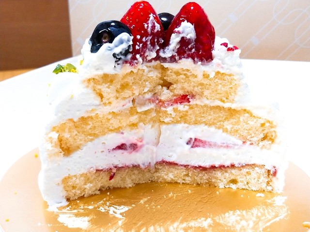 老舗のホールケーキ By 혜연 ひぇよん ユーハイム 丸井今井札幌本店 Juchheim 大通 ケーキ 食べログ 老舗のホールケーキ By 혜연 ひぇよん ユーハイム 丸井今井札幌本店 Juchheim 大通 ケーキ 食べログ