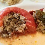 スパルタ - トマトピーマンの肉・米詰め（イェミスタ）の断面