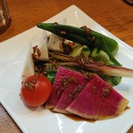 まるきんラーメン - 自家製醤油麹と生野菜    250円