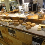 ル・フルニル・ドゥ・ピエール - ハード系のコーナー