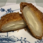 丸信精肉店 - チーズコロッケ