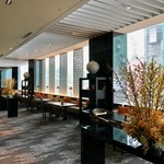 Taipei International Airport VIP Lounge - エレベーターホールから奥に入った2階ラウンジの様子