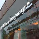 The Wine Company Pte Ltd - 看板