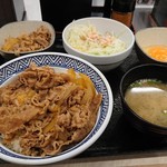 吉野家 - 今夜の夜ご飯。