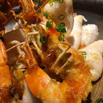 旬酔基じ - 大きな海老はプリップリ♬
      味付けも絶品(๑´ڡ`๑)♡