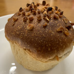 天然酵母パン　味取 - クリームパン