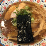 自家製麺 カミカゼ - 醤油ラーメン750円