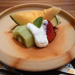 山龢 - 朝食 果物