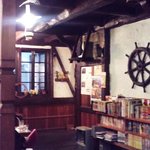 Torabadoru - 2011.11.19 店内の右側にもひとつ部屋がありました　