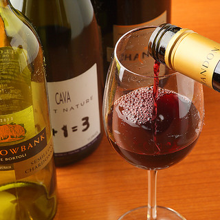 We have a variety of wines that go well with teppanyaki dishes ◎Please enjoy with your favorite glass.