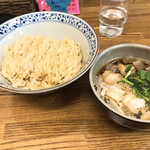 きくや - 和牛モツ醤油つけ麺〜手揉み平打ち麺〜