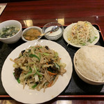 良記 餃子酒場 - 