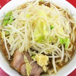 ラーメン二郎 - 小ラーメン＋ニンニク