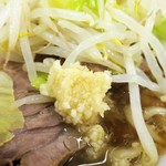 ラーメン二郎 - ニンニク