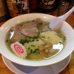 里山の食事処 山小屋亭 - 鯛出汁塩ラーメン＋チャーシュー追加