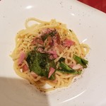 DUEGATTI - ペペロンチーノ フィオーリディコルツァ