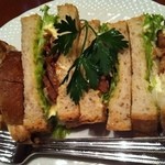 ヒロ コーヒー - 照り焼きチキンサンド５８０円
