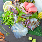 h Hakata Shunsai Sengyo Ajito - 鮮魚盛り合わせ1,480円～