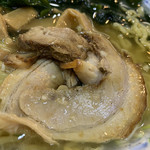 ラーメン 前田家 - チャーシューも美味しい〜♡