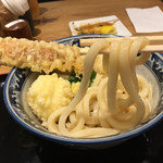 難波千日前 釜たけうどん - コシがあるうどんをリフトしてみました