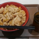 すき家 - 豚丼メガ盛り