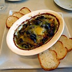 Bistrot Enry. - エスカルゴとつぶ貝､木の子のオーブン焼き ブルゴーニュ風