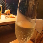 ファニエンテ - 【２回目】ワインコース一杯目はスプマンテ