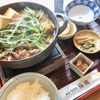 豚捨 KITTE丸の内店 - 牛鍋 檜