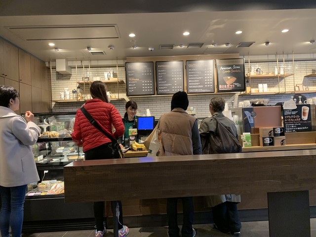 スターバックス コーヒー 六本木7丁目店 六本木 カフェ 食べログ スターバックス コーヒー 六本木7丁目店 六本木 カフェ 食べログ