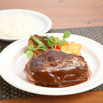 ハンバーグワークス ミント神戸店