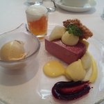 レストラン ヒロミチ - デザートプレートも盛りだくさん