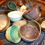 日々茶寮 連 - お好きなぐい飲みで・・・