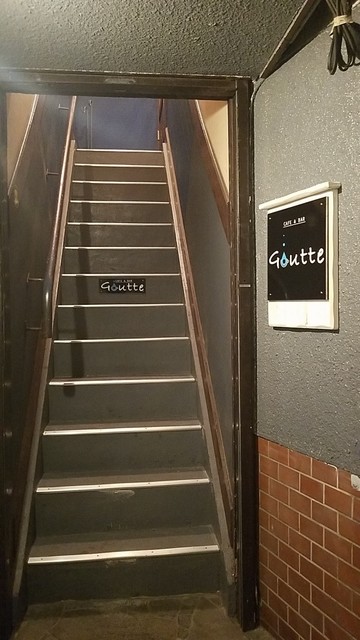 カフェ バー グート Caee Bar Goutte 思案橋 バー 食べログ