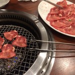 焼肉 山河 - 