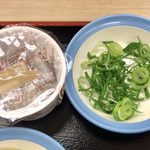松屋 - ソーセージエッグ定食（納豆） ¥400 のネギ、納豆