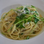 クッチーナ・オーラ・レガーレ - 腰越生しらすと豆苗のビアンコスパゲティ