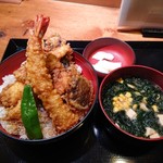 深川 - 上天丼1800円  漬物と味噌汁付き