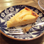 すみだ珈琲 - 洋梨とりんごのタルト(350円)