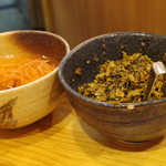 博多ラーメンセンター - 辛子高菜、紅生姜