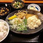 金沢中央市場食堂 - さわらフライ定食 900円