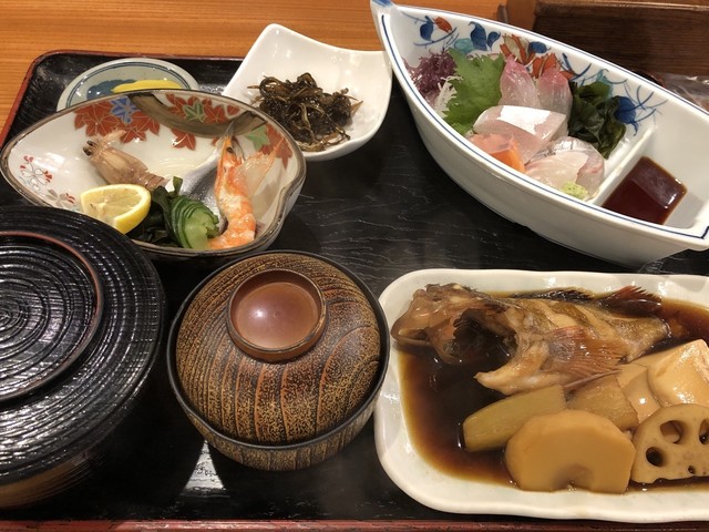 活魚料理 魚専 (カツギョリョウリウオセン) - 里庄/海鮮 活魚料理 魚専 (カツギョリョウリウオセン) - 里庄/海鮮