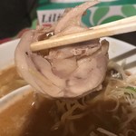 麺屋 雪風 すすきの店 - チャーシューのアップ、その２