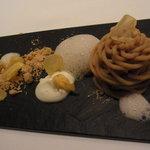 フロリレージュ - グランデセール／チョコレートのデザート／モンブラン、ホワイトチョコ、粉にした栗