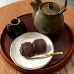 中将堂本舗 - 中将餅と煎茶のセット