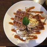 R.L WAFFLE CAFE - 