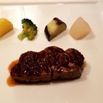 パリの朝市 - 牛ヒレの網焼き