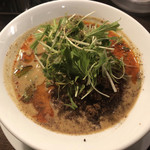 四川担担麺 阿吽 - 味噌担担麺(辛さ3、痺れ4) 900円
      トッピング野菜増し 100円
