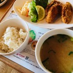 あつみ食堂 - 浜名湖産カキフライ定食